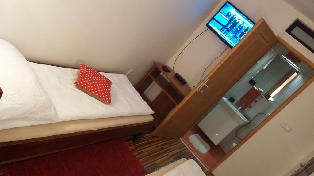 B&B Bazeni Saraievo Quarto foto